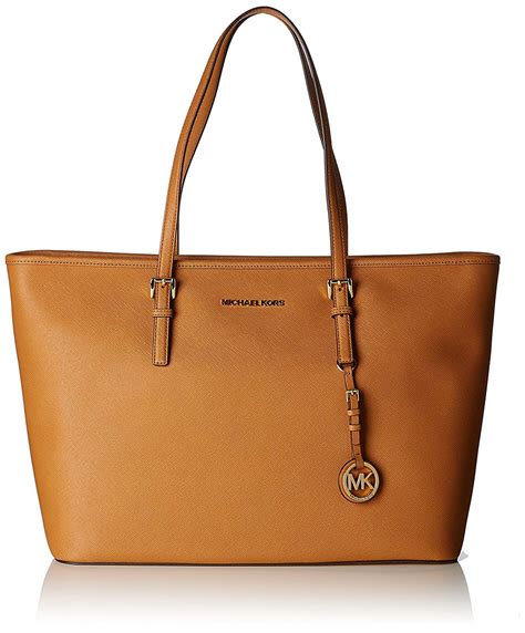 MICHAEL Michael Kors Jet Set Travel Medium Saffiano Leather 